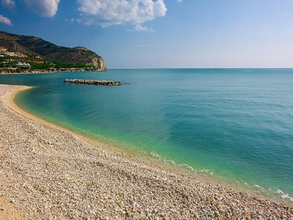Hotel Alba Del Gargano マッティナータ エクステリア 写真