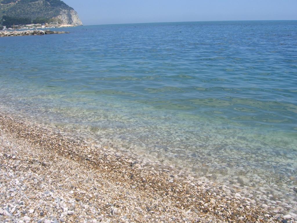 Hotel Alba Del Gargano マッティナータ エクステリア 写真