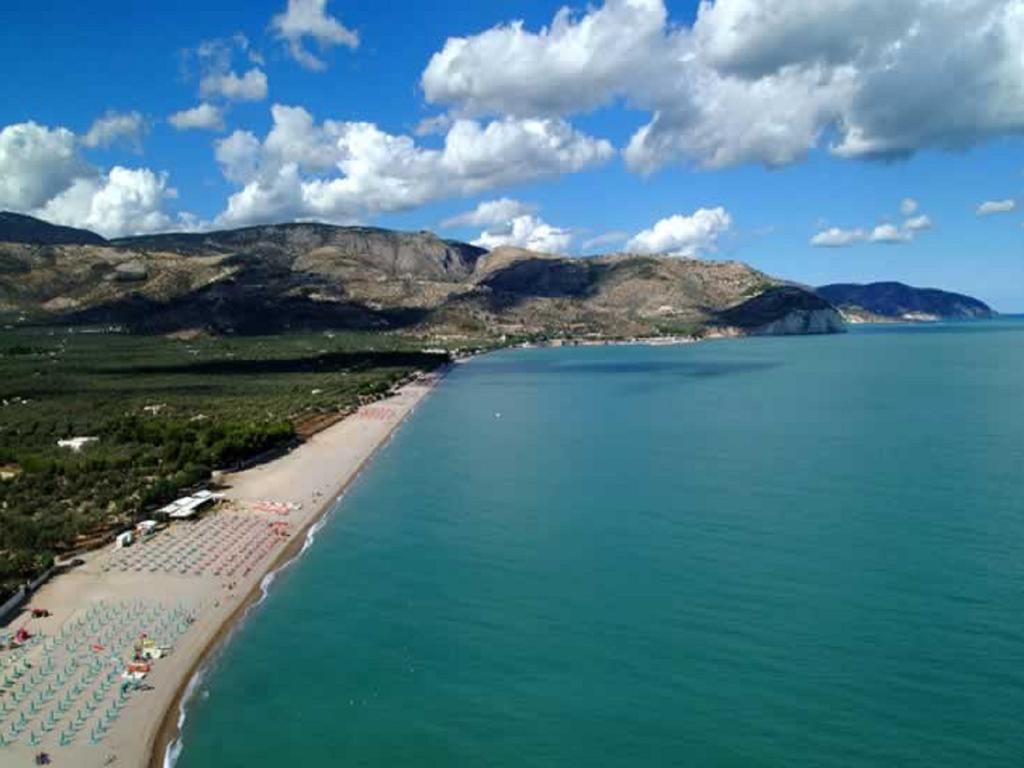 Hotel Alba Del Gargano マッティナータ エクステリア 写真