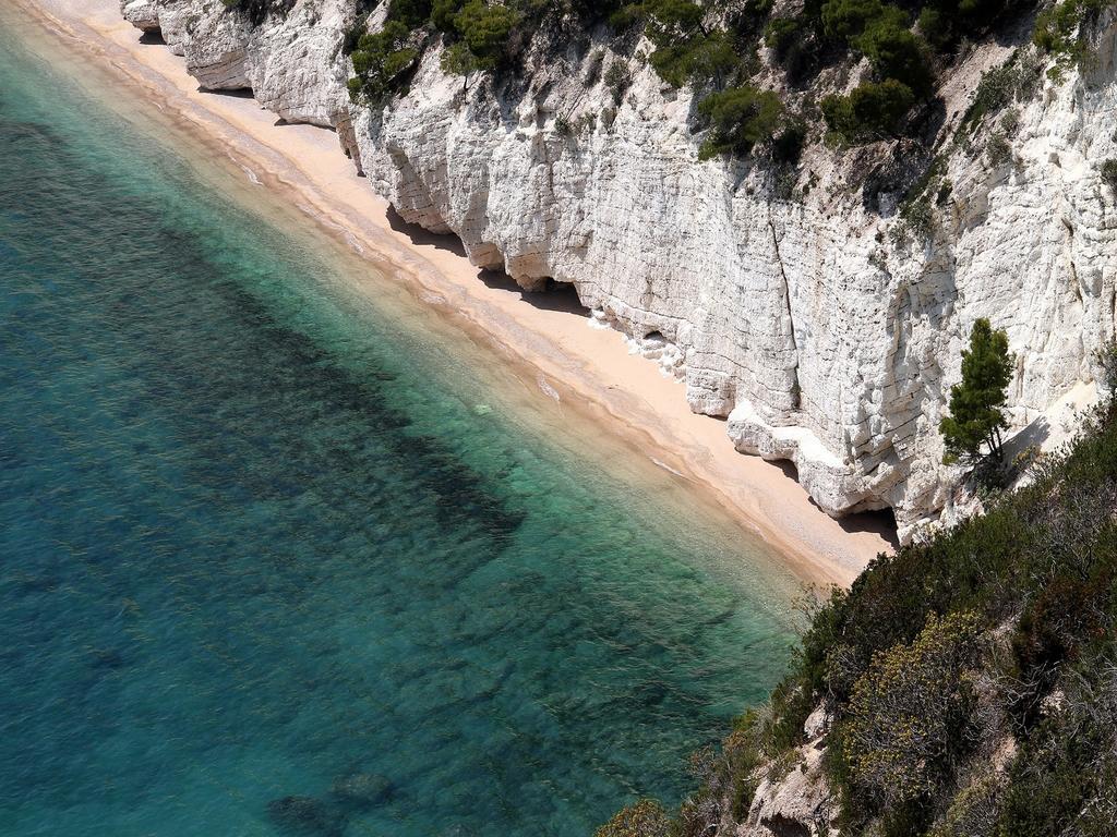 Hotel Alba Del Gargano マッティナータ エクステリア 写真